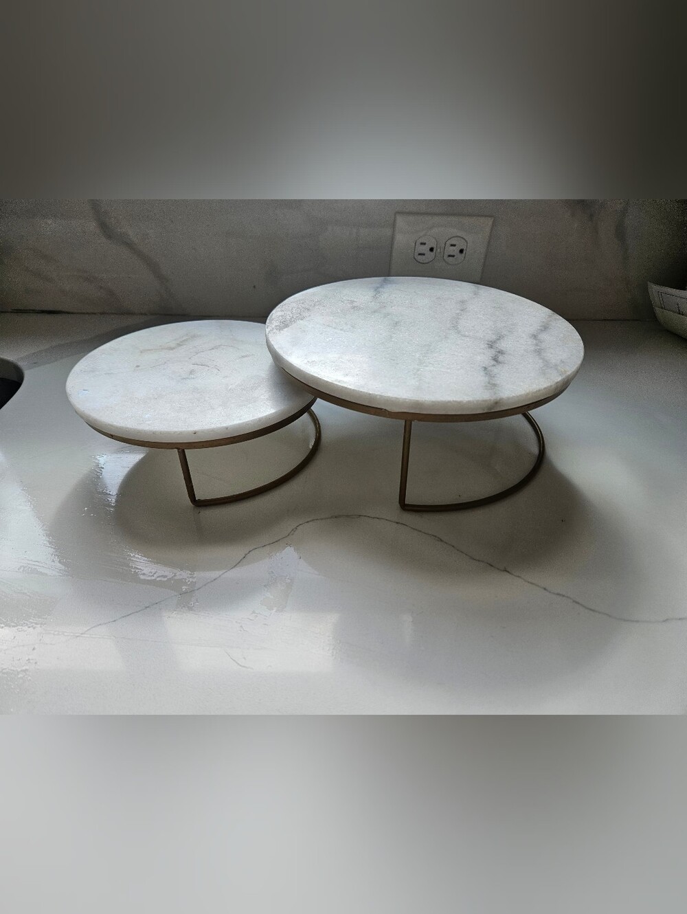 Marble-Top Nesting Display Stands in White and Gold